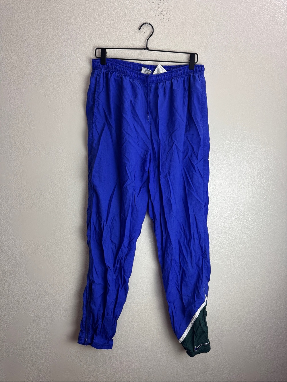 Nike Vintage Windbreaker Pants Size Large 12-14